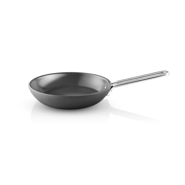 Eva Solo Professional Laser Titanium Slip-Let frying pan Black, Ø24 cm