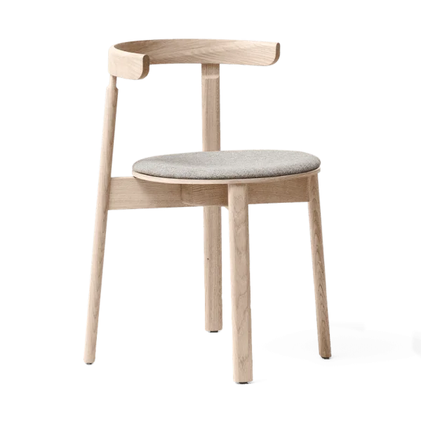 Form & Refine Lunar chair White oak-Hallingdal 65-0227