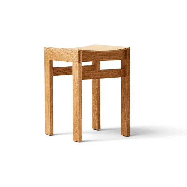 Form & Refine Sonder stool 47.5 cm Oak