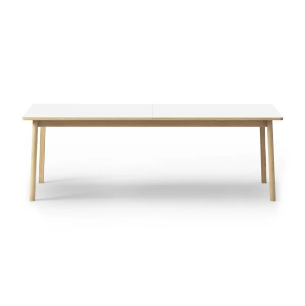 Fredericia Furniture Ana dining table 220-320x95 cm Nano laminate white-soaped oak