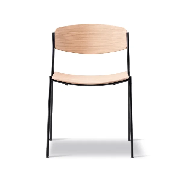 Fredericia Furniture Lynderup 3080 chair Lacquered oak-black steel frame