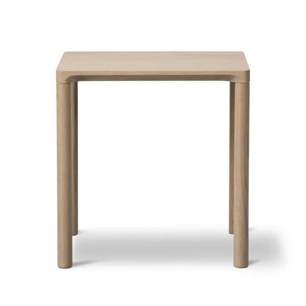Fredericia Furniture Piloti 6700 side table Lacquered oak - height 41 cm
