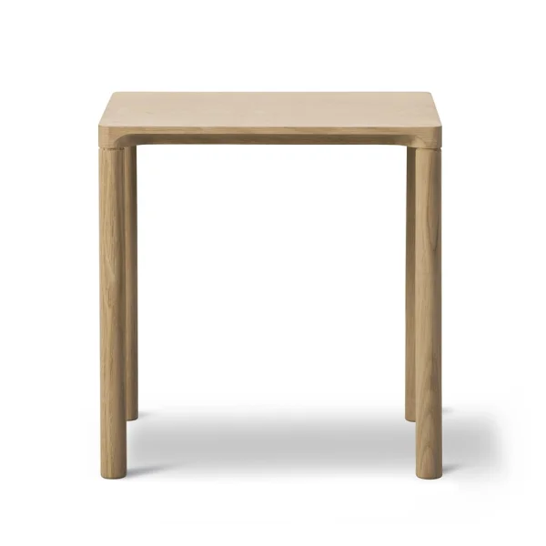Fredericia Furniture Piloti 6705 side table Light oiled oak-height 35 cm