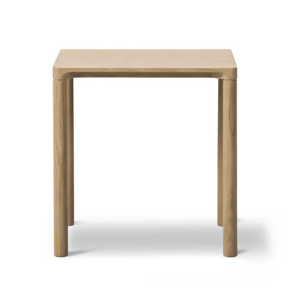 Fredericia Furniture Piloti 6705 side table Light oiled oak-height 41 cm