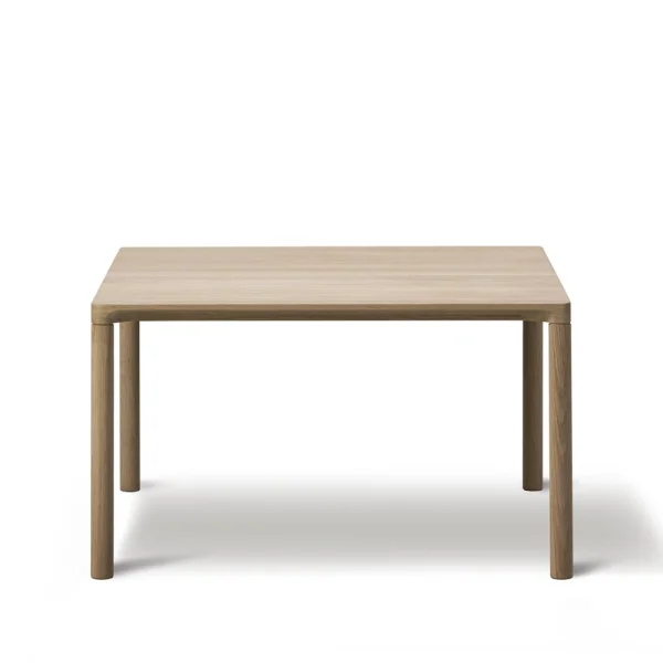 Fredericia Furniture Piloti 6725 side table
