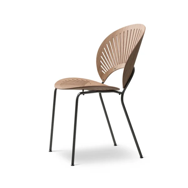 Fredericia Furniture Trinidad 3398 chair Clear lacquered oak-leg black