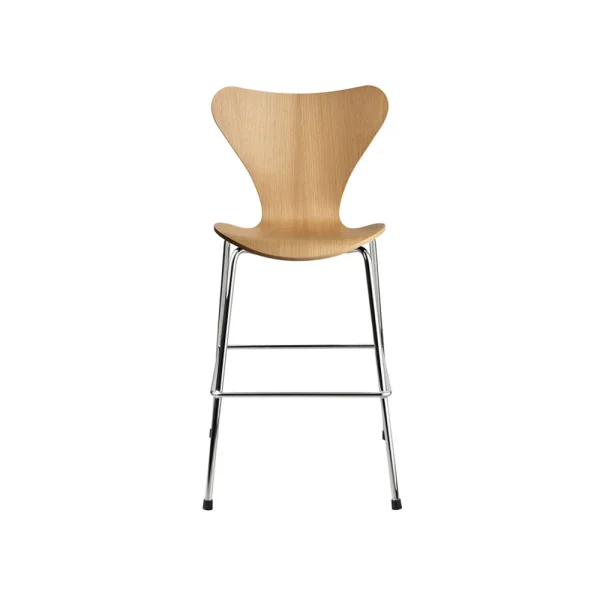 Fritz Hansen 3177 Series 7 Junior chair chrome Lacquered oak veneer