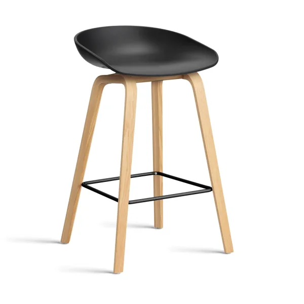 HAY About a Stool AAL32 Low 2.0 bar stool lacquered oak base Black-black steel footrest