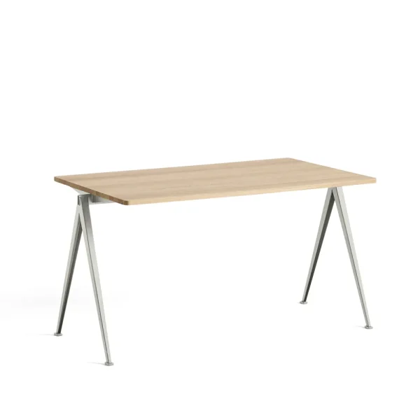 HAY Pyramid 01 desk Oak matte lacquered-140x75 cm-beige steel frame