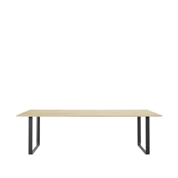 Muuto 70/70 dining table 255x108 cm Solid oak-Black