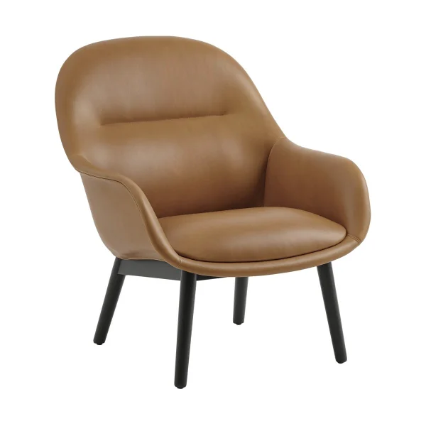 Muuto Fiber Lounge armchair with oak legs Refine leather cognac-black