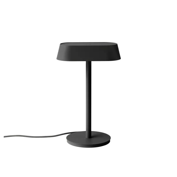 Muuto Linear table lamp Black