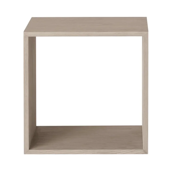 Muuto Stacked 2.0 shelving open, medium oak