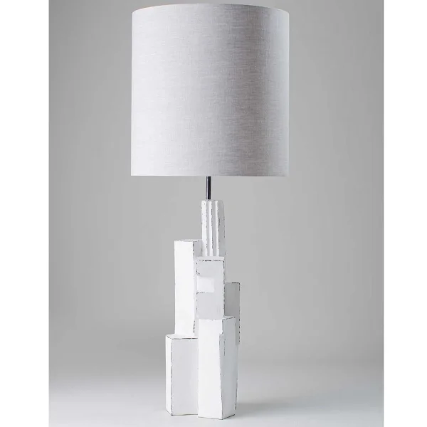 Porta Romana I Metropolis | Scruffy White