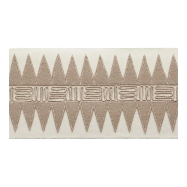 Samuel and Sons | Corrales Appliqué Border | White Sands
