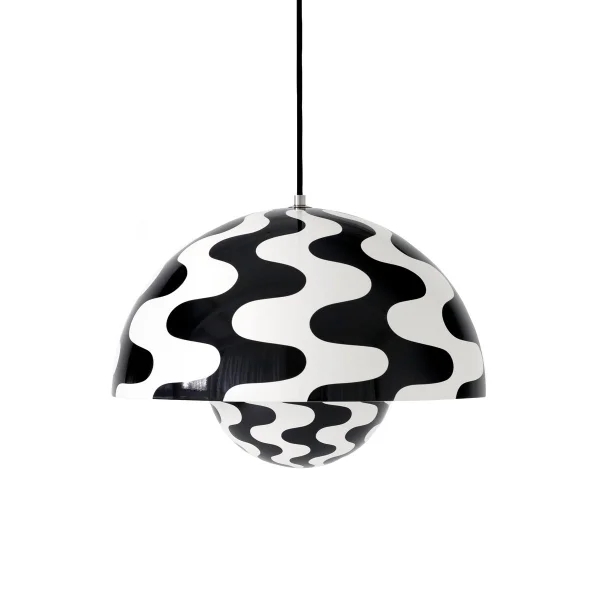 &Tradition Flowerpot VP7 pendant lamp Black-white pattern