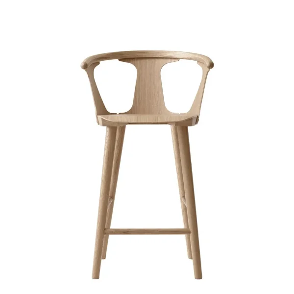 &Tradition In between barstool SK7 Oiled oak