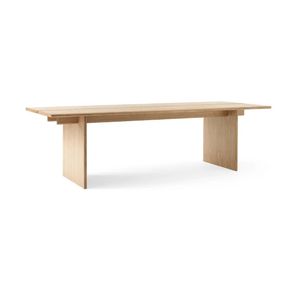 &Tradition Ita OS2 dining table with cable management 95x260 cm Oak