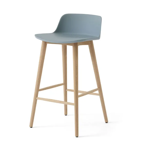 &Tradition Rely HW118 bar stool Light blue-lacquered oak, 65 cm