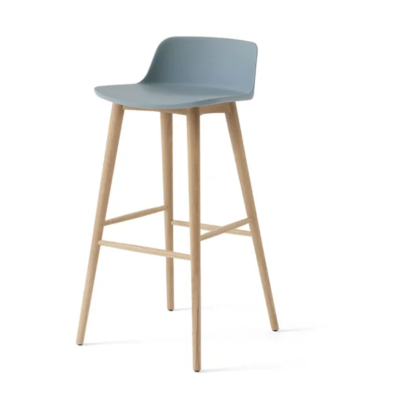 &Tradition Rely HW123 bar stool Light blue-lacquered oak, 75 cm